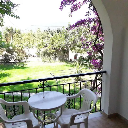 شقة Dimitris Punta